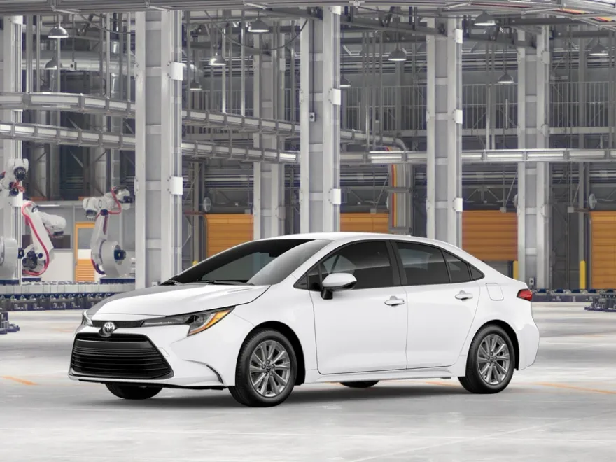 2026 Toyota Corolla LE photo 1