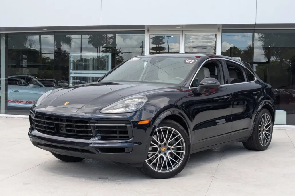 2021 Porsche Cayenne S Coupe photo 1
