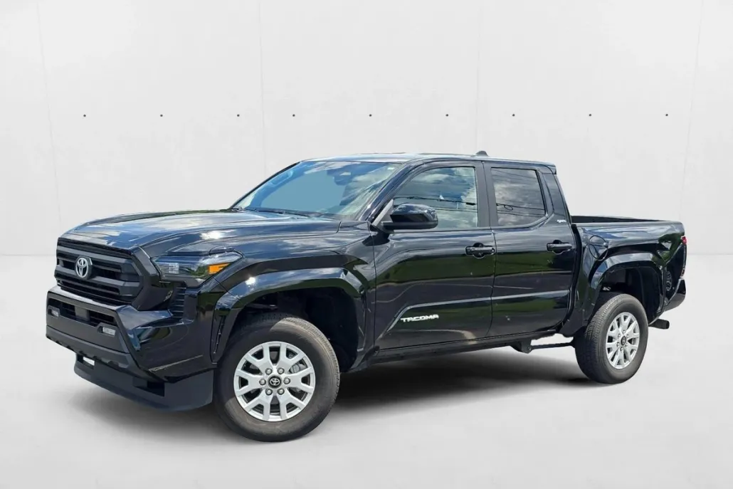 2024 Toyota Tacoma SR5 photo 1