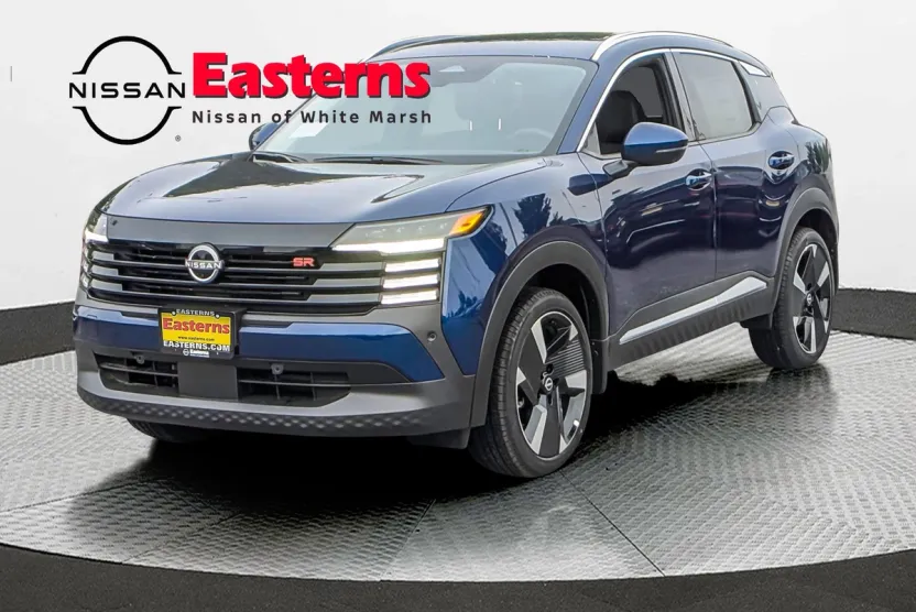 2025 Nissan Kicks SV photo 1