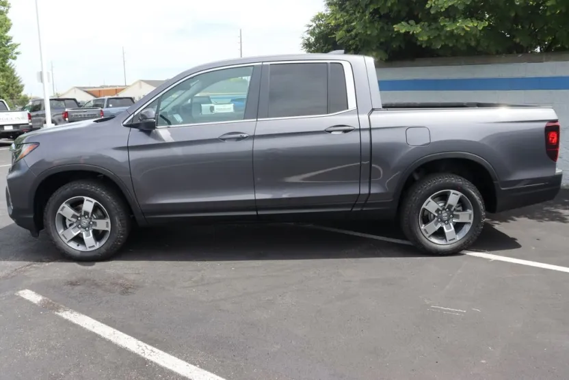 2025 Honda Ridgeline RTL photo 1