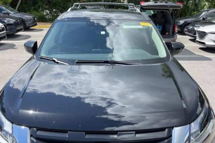 2024 Nissan Pathfinder SL photo 1