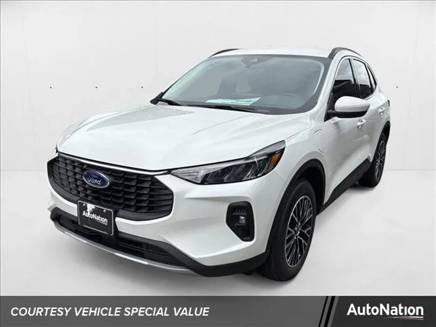 2025 Ford Escape photo 1