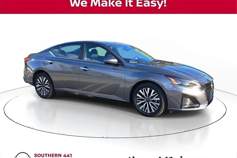 2023 Nissan Altima 2.5 SV photo 1