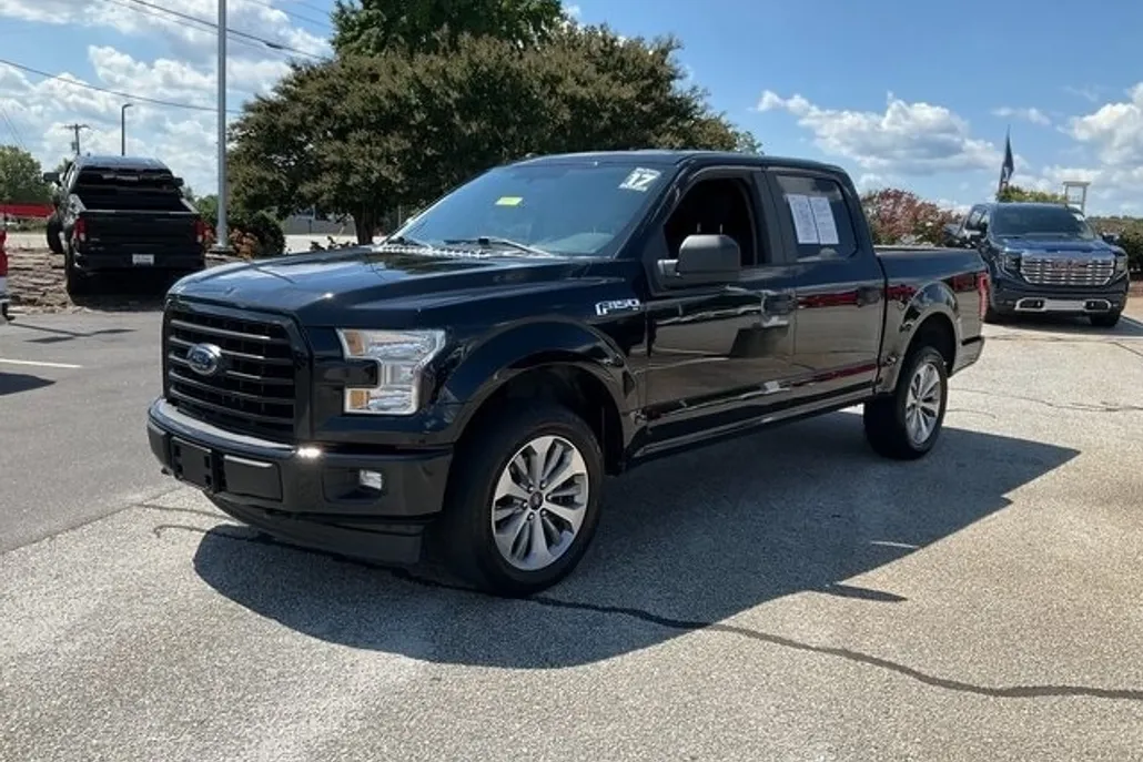 2017 Ford F-150 XL photo 1