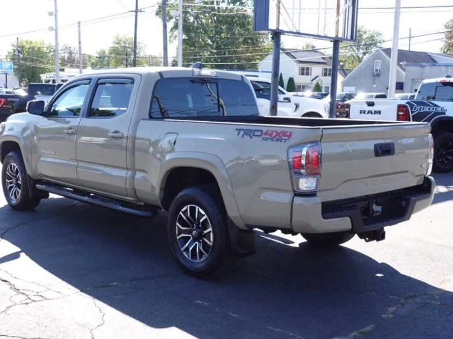 2020 Toyota Tacoma TRD Sport photo 1