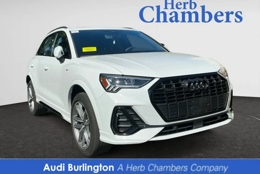 2024 Audi Q3 S line Premium Plus photo 1
