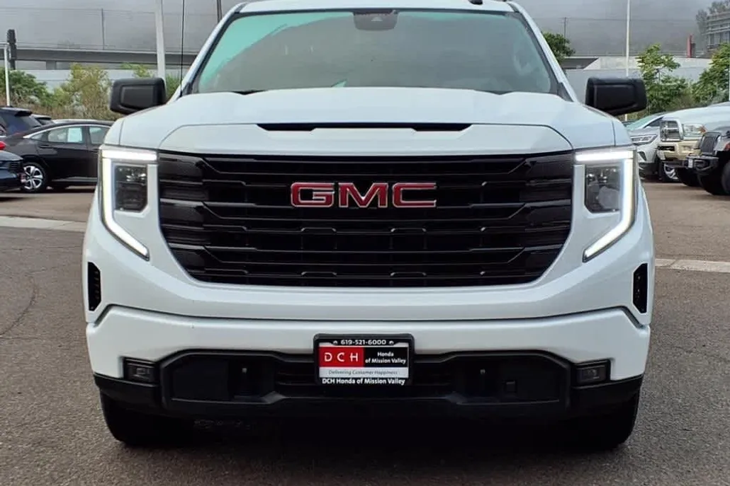 2024 Gmc Sierra 1500 Elevation photo 1