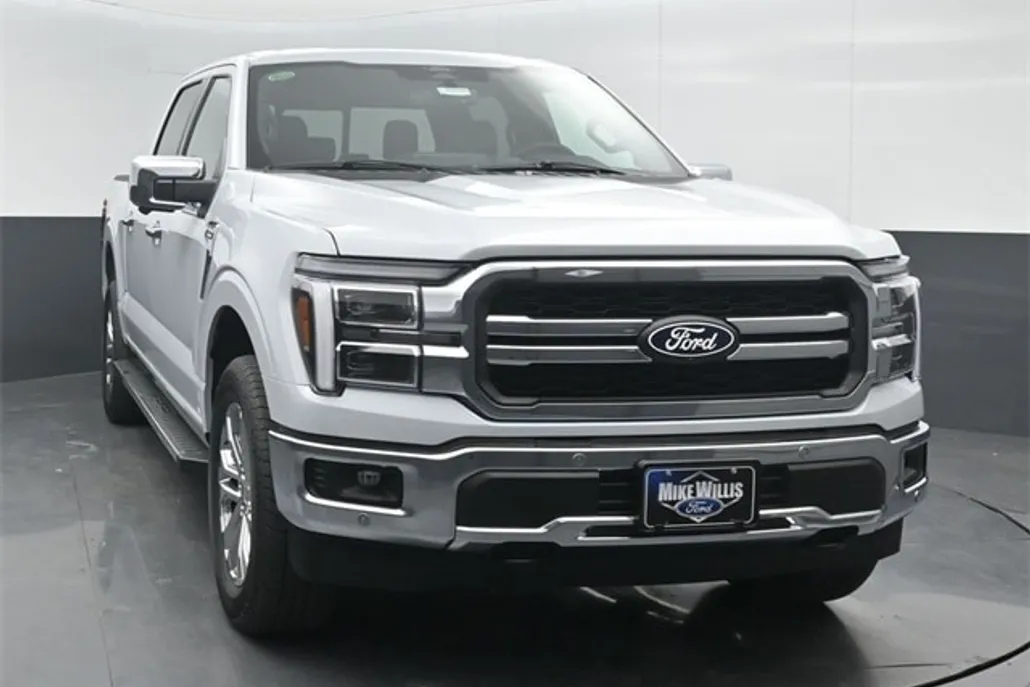 2025 Ford F-150 Lariat photo 1