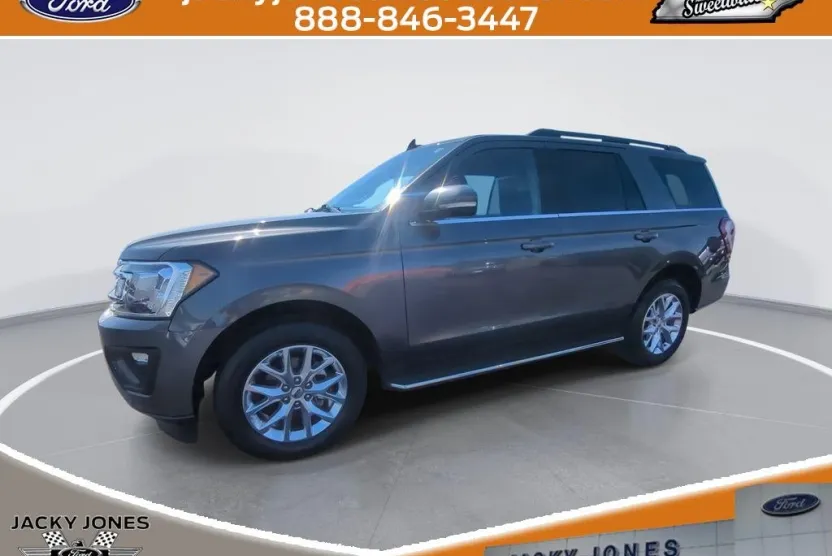 2021 Ford Expedition XLT photo 1