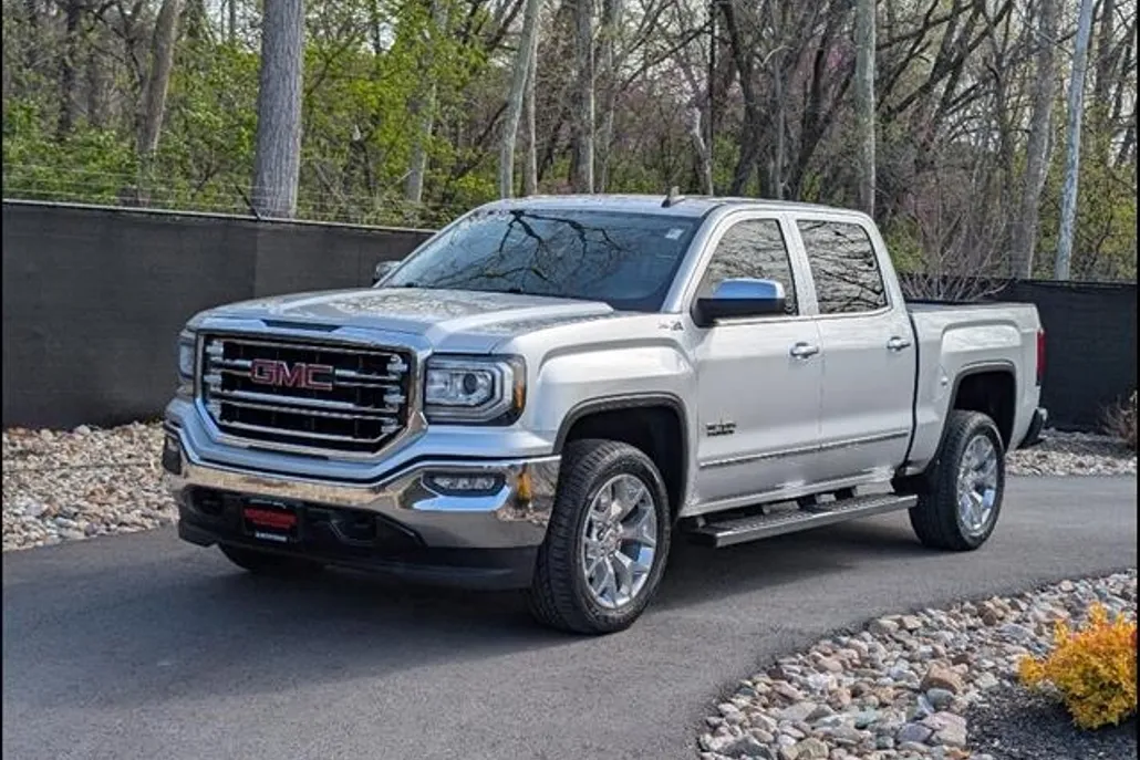 2018 Gmc Sierra 1500 SLT photo 1
