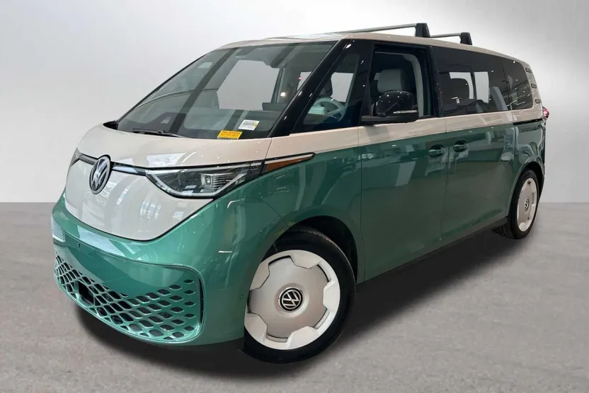 2025 Volkswagen ID. Buzz photo 1