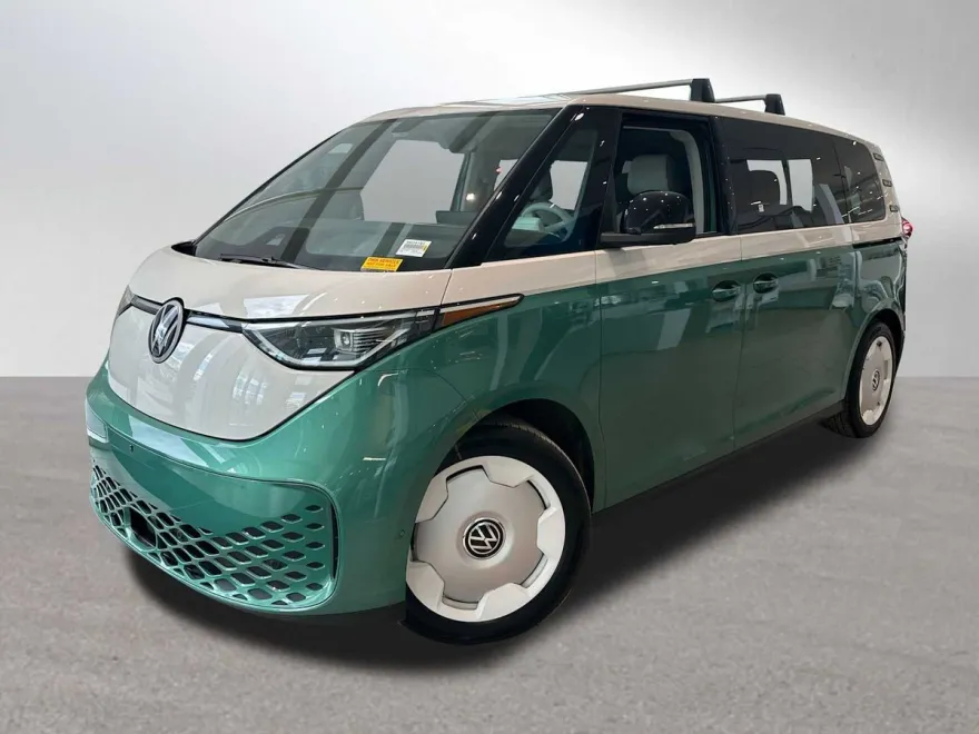 2025 Volkswagen ID. Buzz photo 1