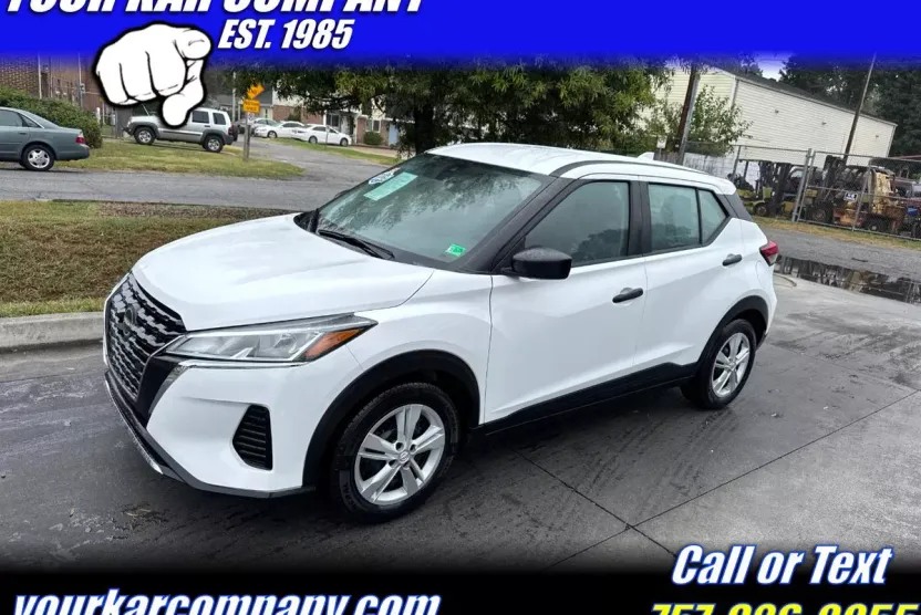 2023 Nissan Kicks S photo 1