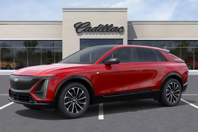 2026 Cadillac Lyriq Sport photo 1