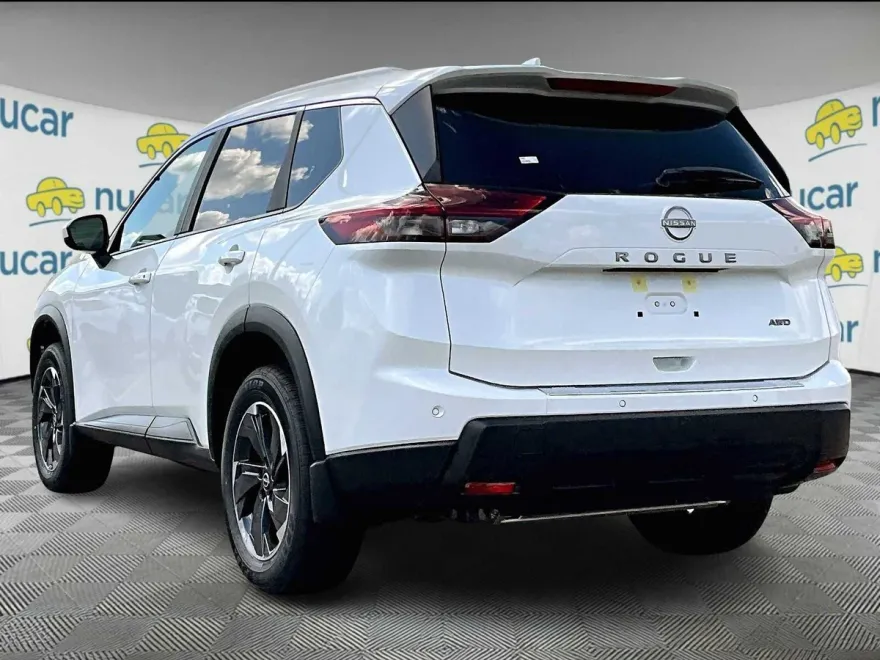 2026 Nissan Rogue SV photo 1