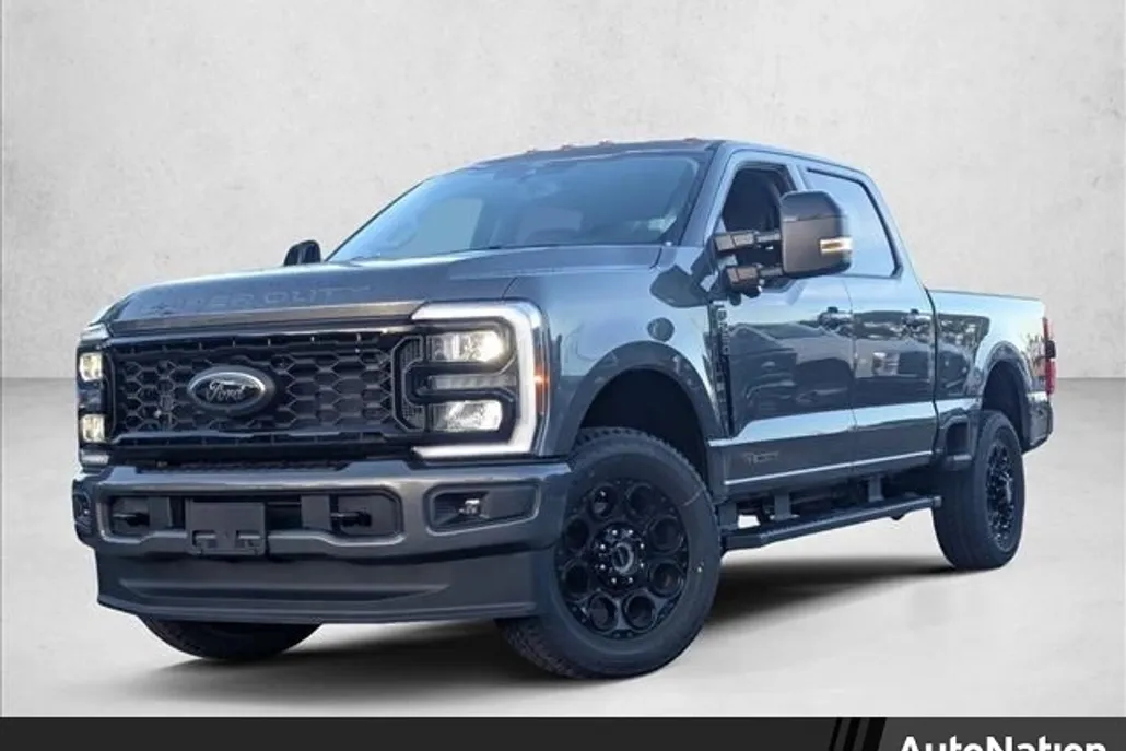 2026 Ford F-250 Lariat photo 1