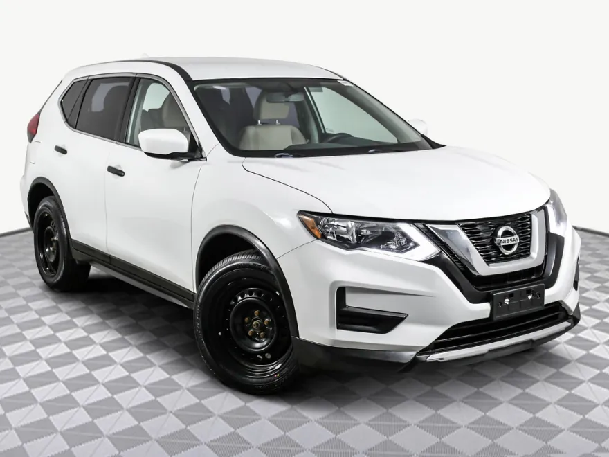 2017 Nissan Rogue S photo 1