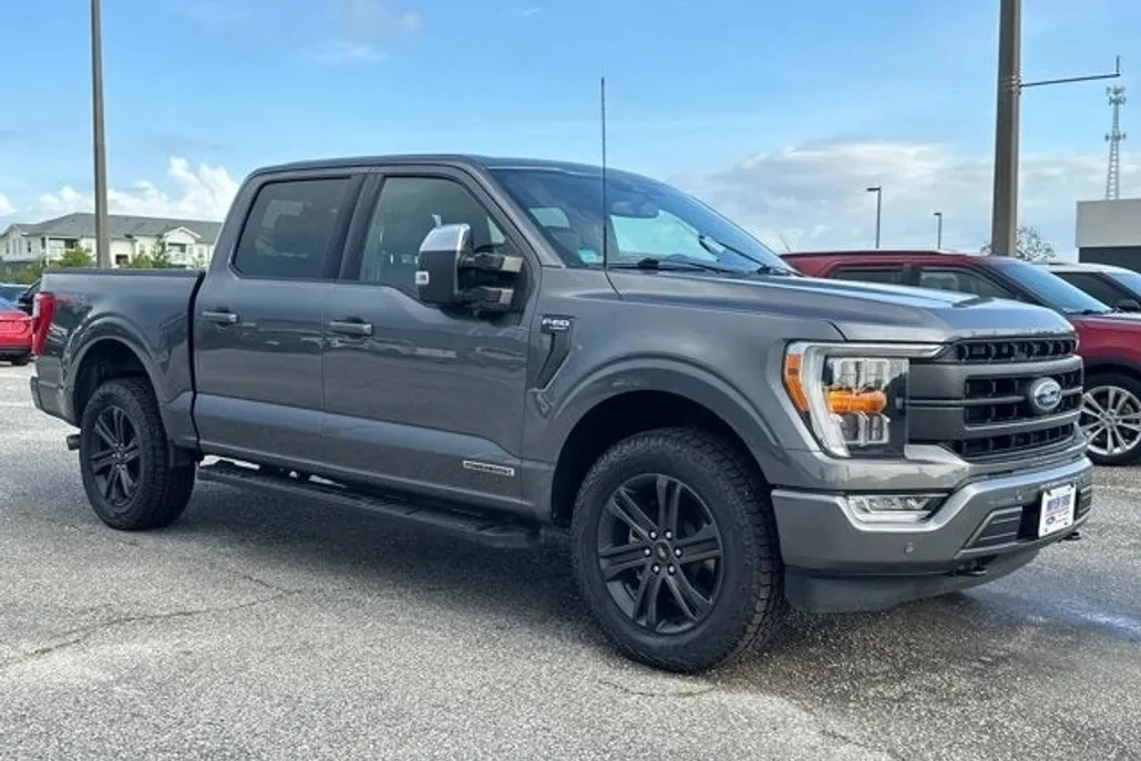 2022 Ford F-150 Lariat photo 1