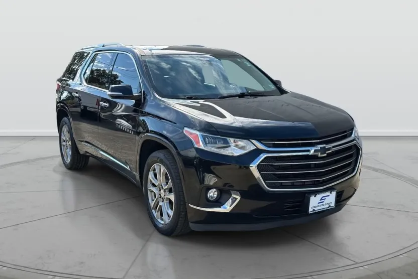 2018 Chevrolet Traverse Premier photo 1