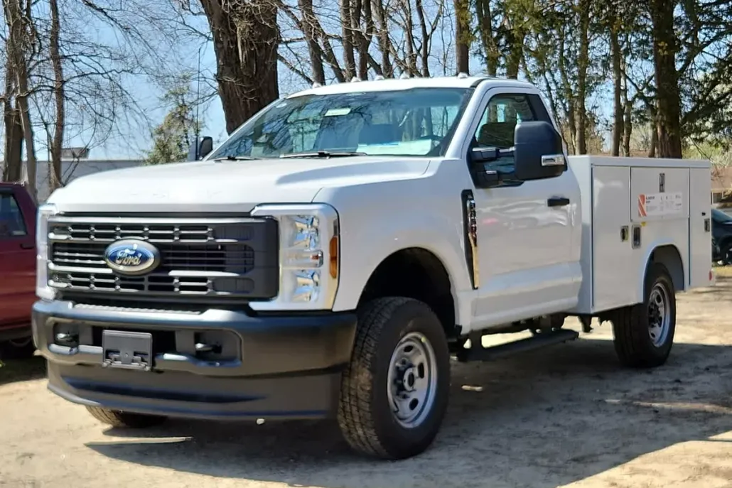 2025 Ford F-250 XL photo 1