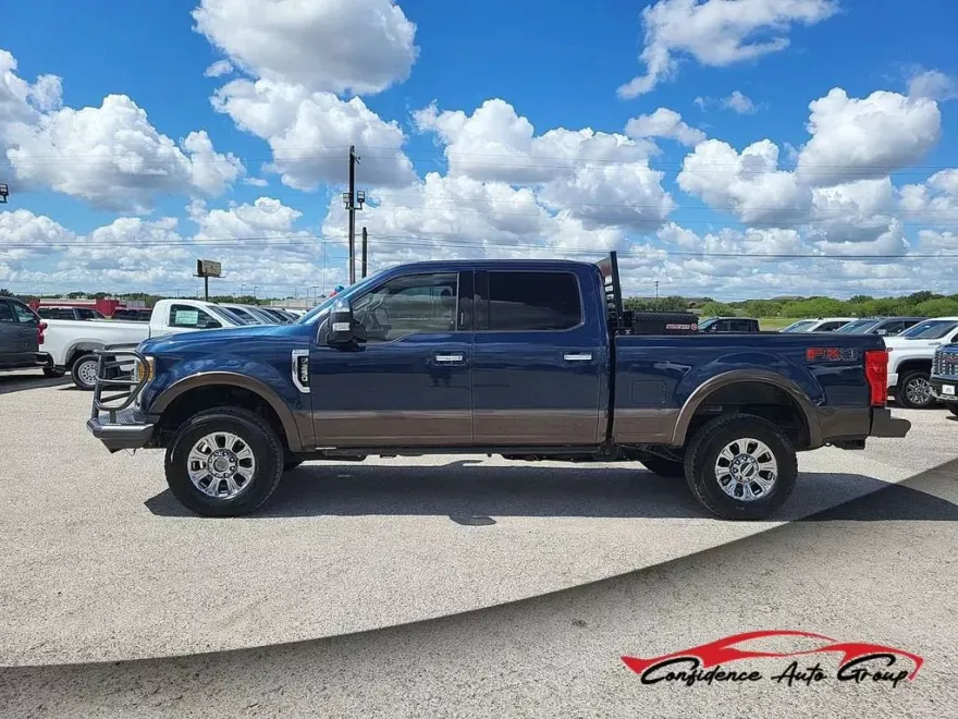 2017 Ford F-250 Lariat photo 1