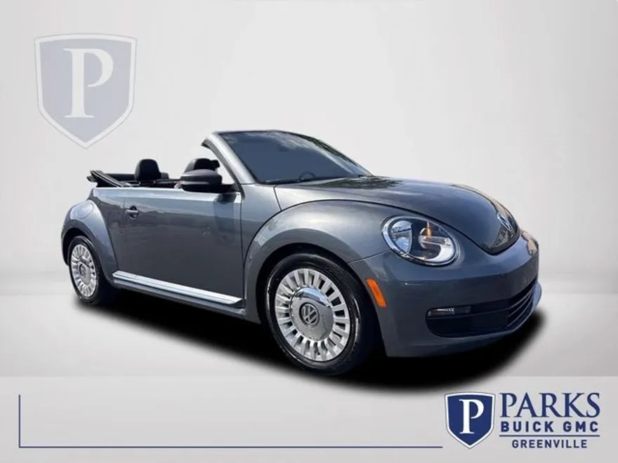 2016 Volkswagen Beetle 1.8T S photo 1
