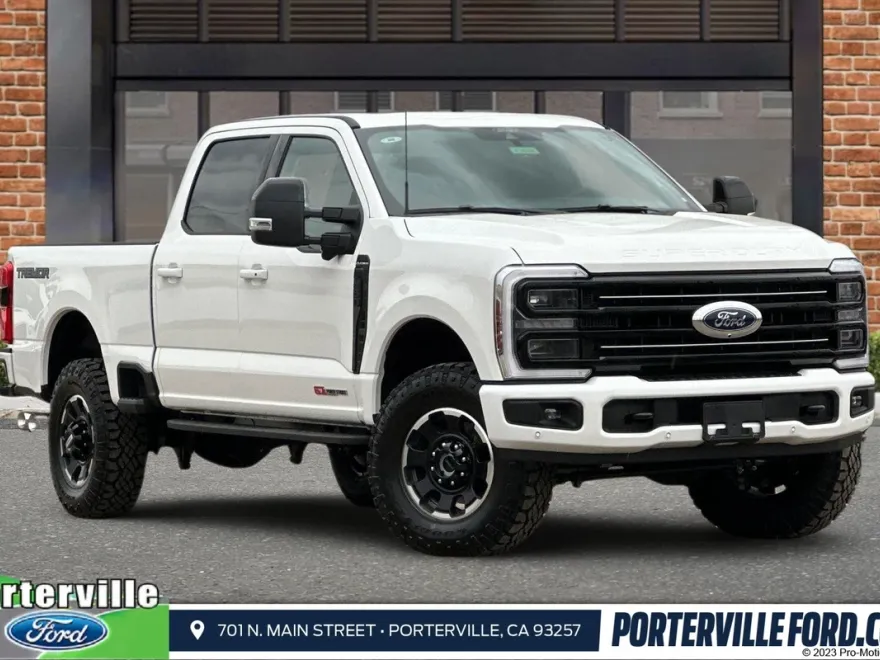 2026 Ford F-250 Platinum photo 1