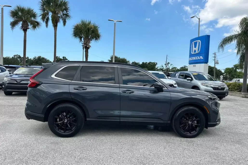 2024 Honda CR-V Hybrid Sport photo 1