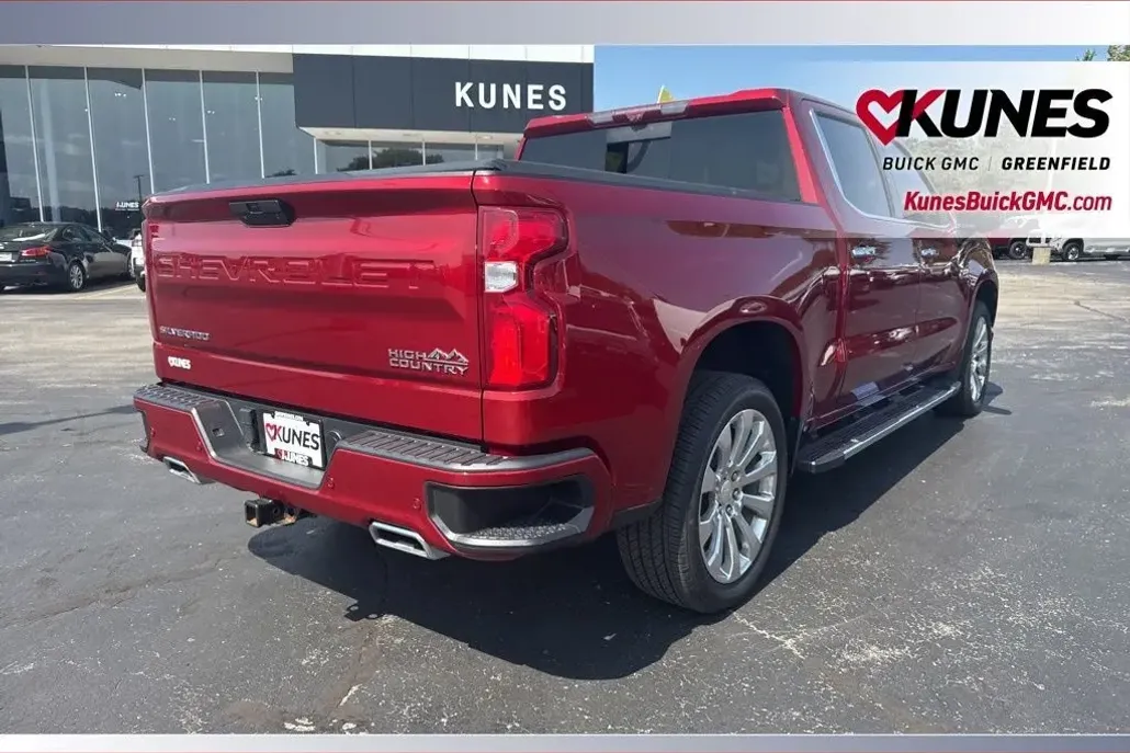 2021 Chevrolet Silverado 1500 High Country photo 1