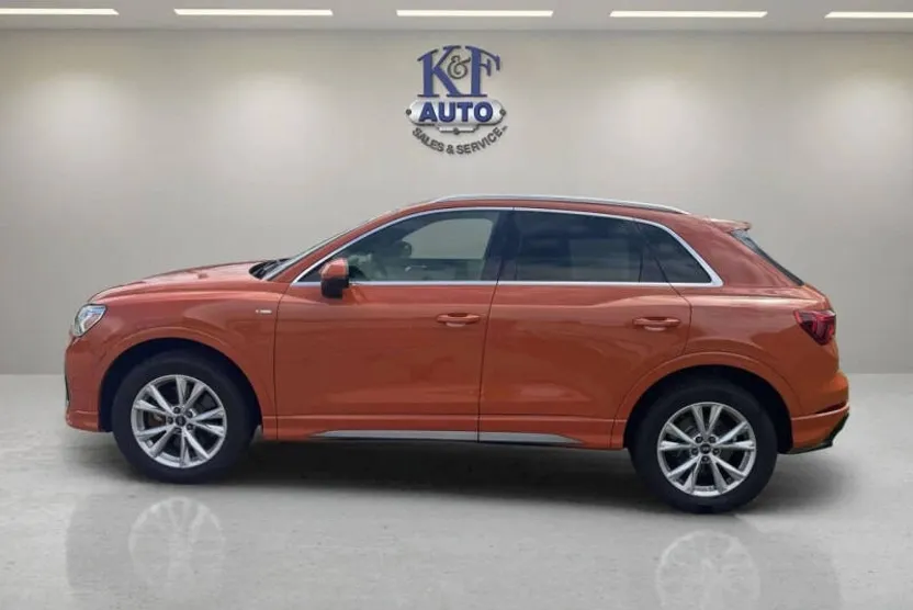 2021 Audi Q3 S line Premium Plus 45 TFSI photo 1