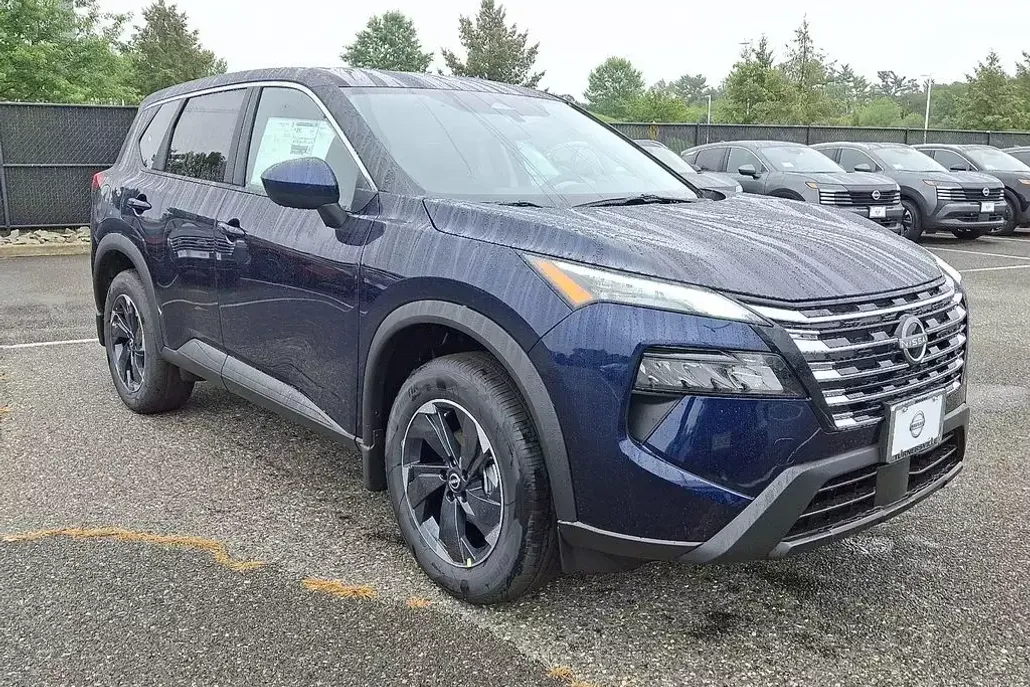 2026 Nissan Rogue SV photo 1