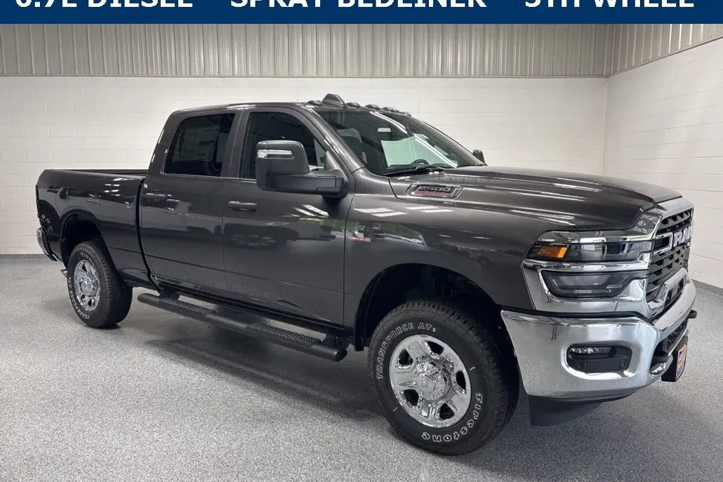 2025 Ram 2500 Tradesman photo 1