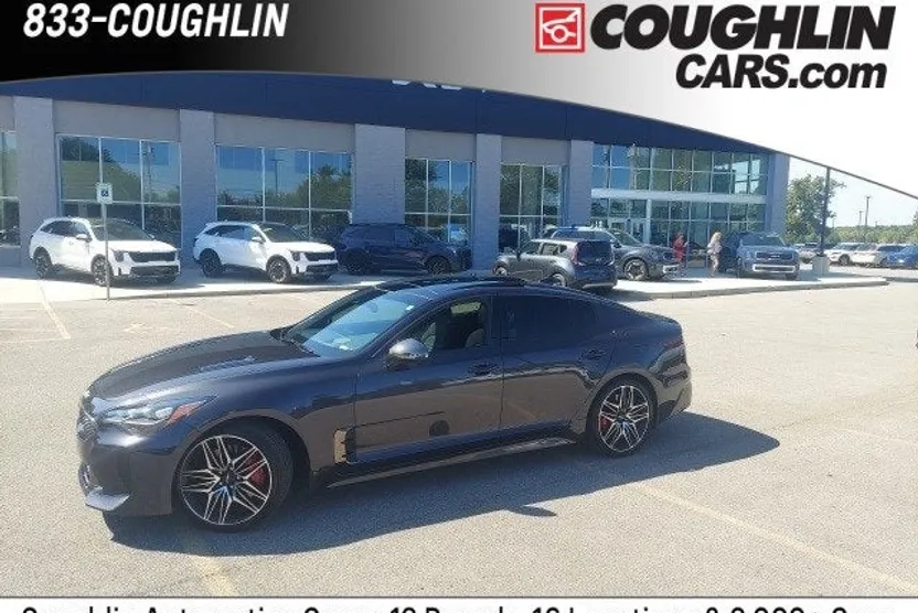 2023 Kia Stinger GT2 photo 1