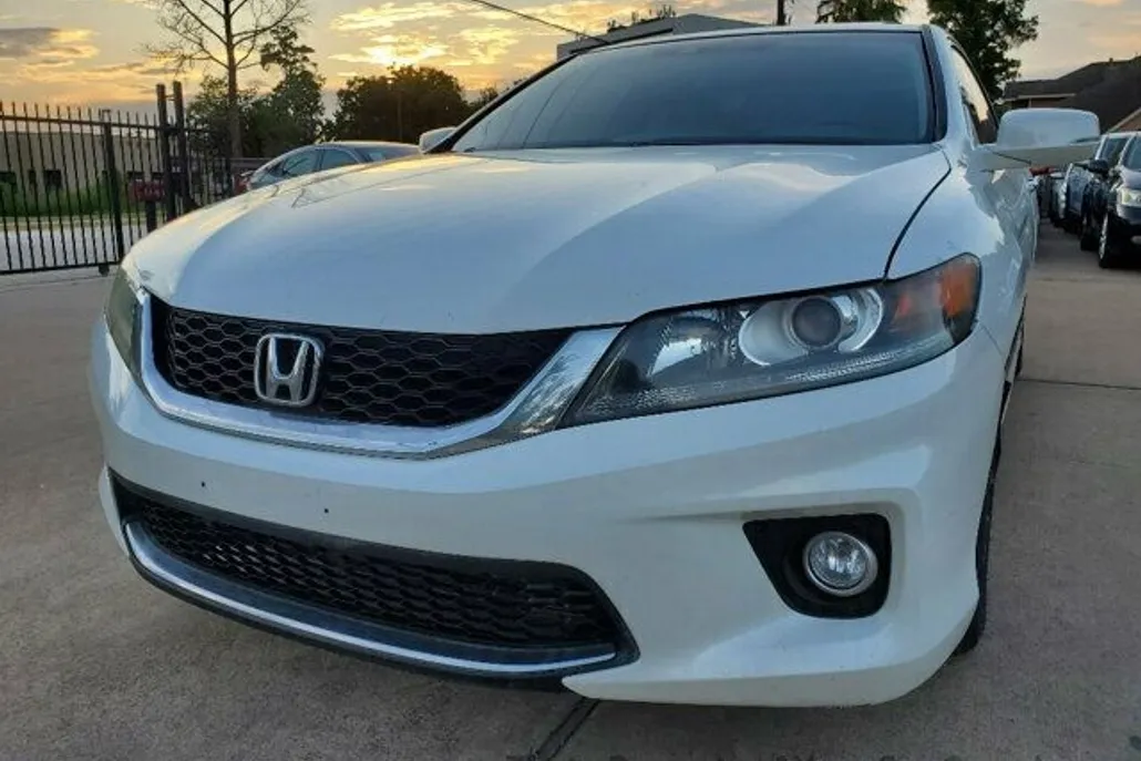 2013 Honda Accord EX-L photo 1