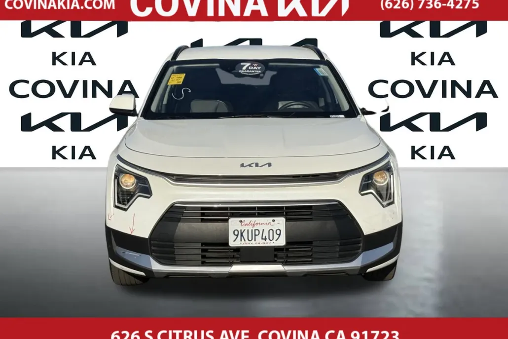 2023 Kia Niro EX photo 1