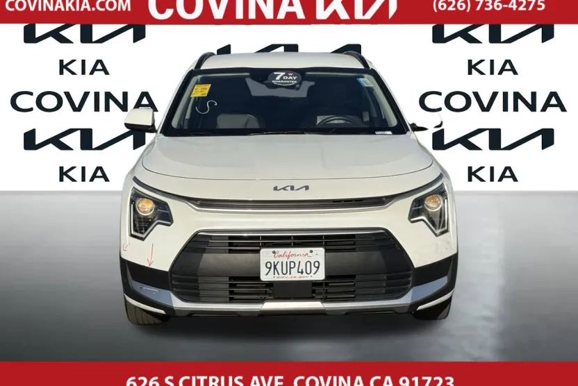 2023 Kia Niro EX photo 1