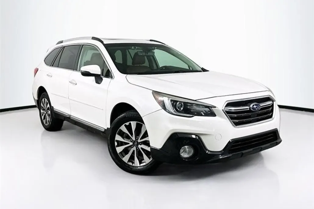 2019 Subaru Outback 3.6R photo 1