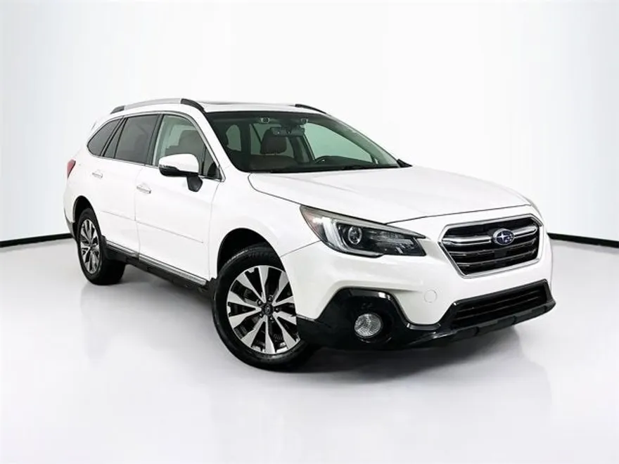 2019 Subaru Outback 3.6R photo 1