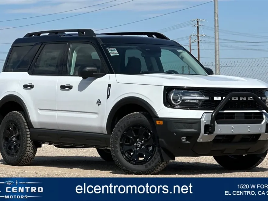 2025 Ford Bronco Sport Outer Banks photo 1