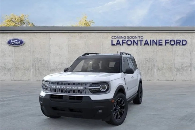 2025 Ford Bronco Sport Outer Banks photo 1