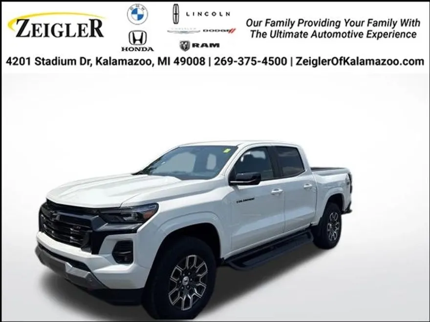 2023 Chevrolet Colorado Z71 photo 1