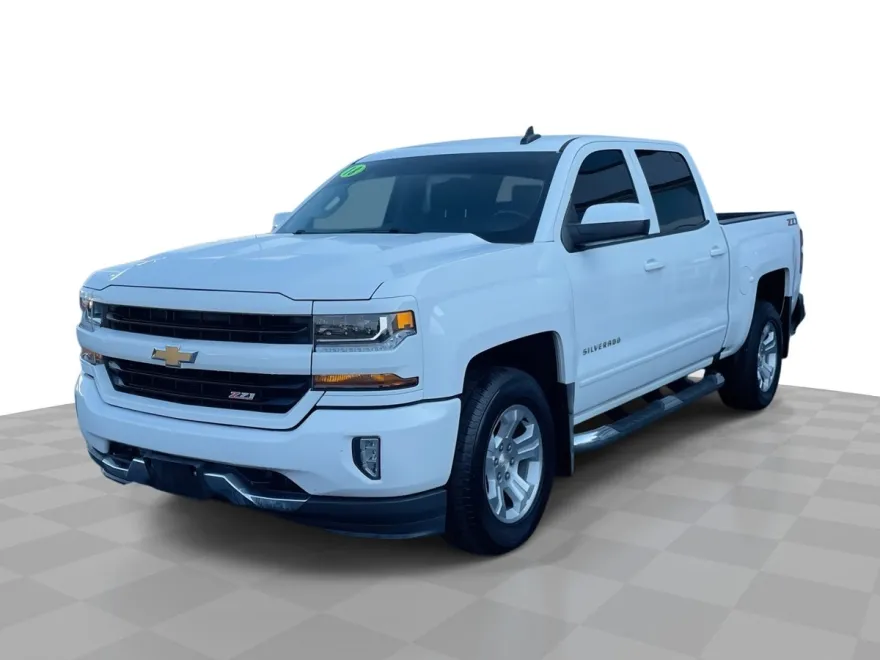 2018 Chevrolet Silverado 1500 LT photo 1