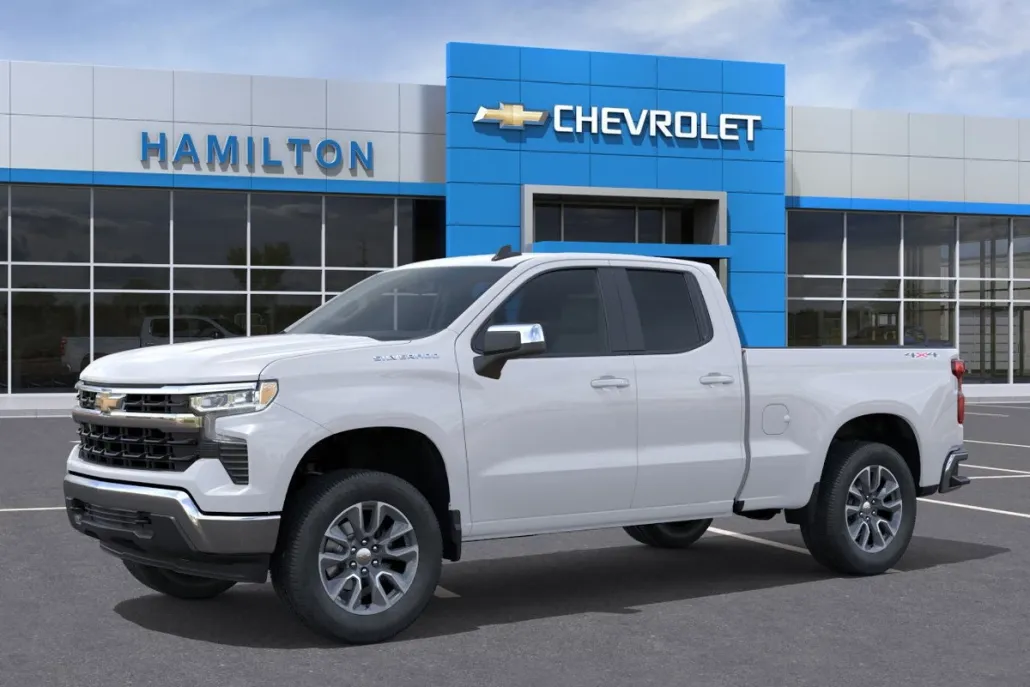 2026 Chevrolet Silverado 1500 LT photo 1