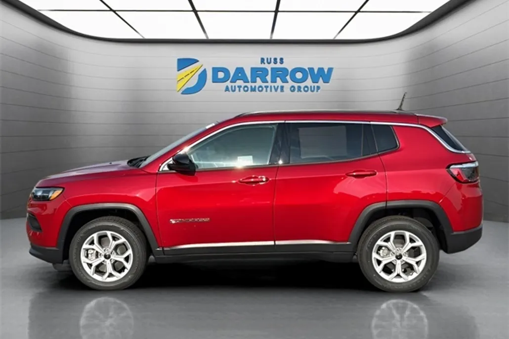 2025 Jeep Compass Latitude photo 1