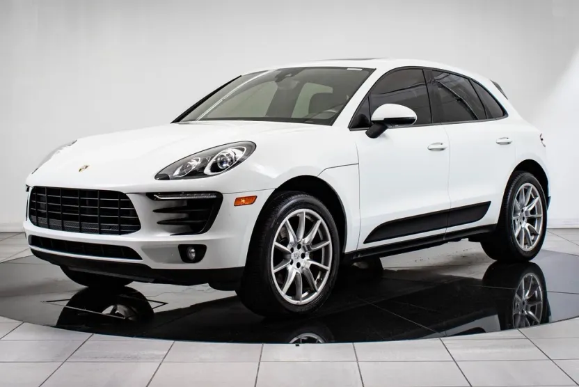 2018 Porsche Macan photo 1