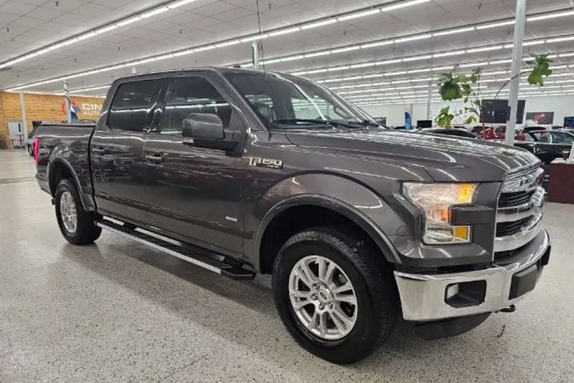 2015 Ford F-150 Lariat photo 1