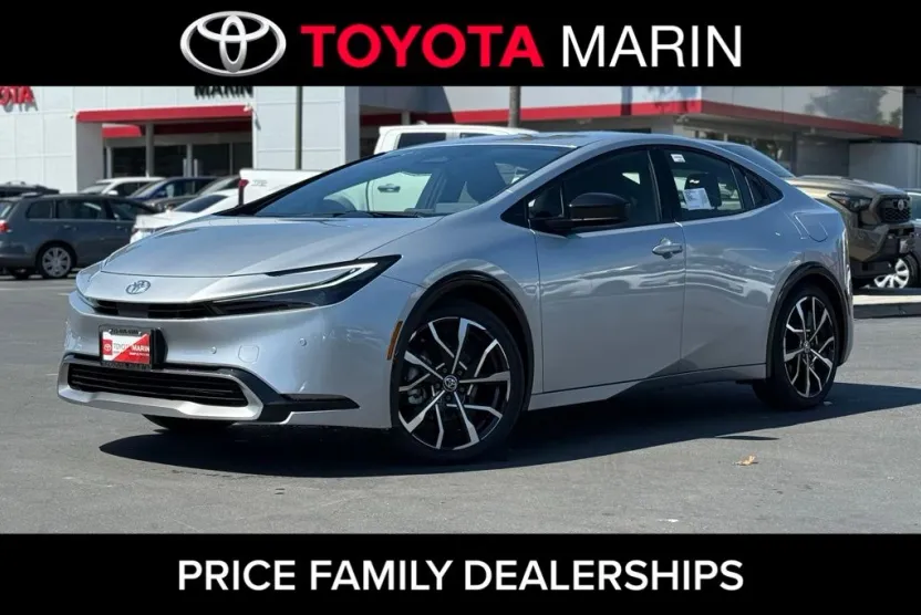 2026 Toyota Prius Plug-in Hybrid XSE photo 1