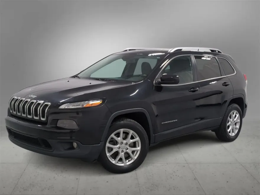 2016 Jeep Cherokee Latitude photo 1