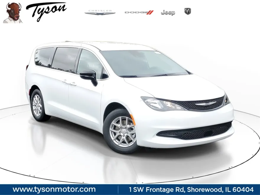 2026 Chrysler Voyager LX photo 1